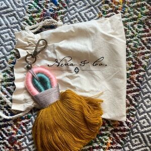 Nena & Co. Multicolor Tassel